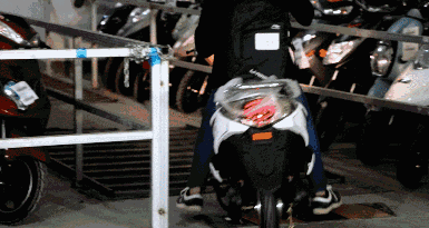 專業(yè)生產(chǎn)PVC護(hù)套、銅排、鋁排、新能源電池銅/鋁軟連接-人禾電子